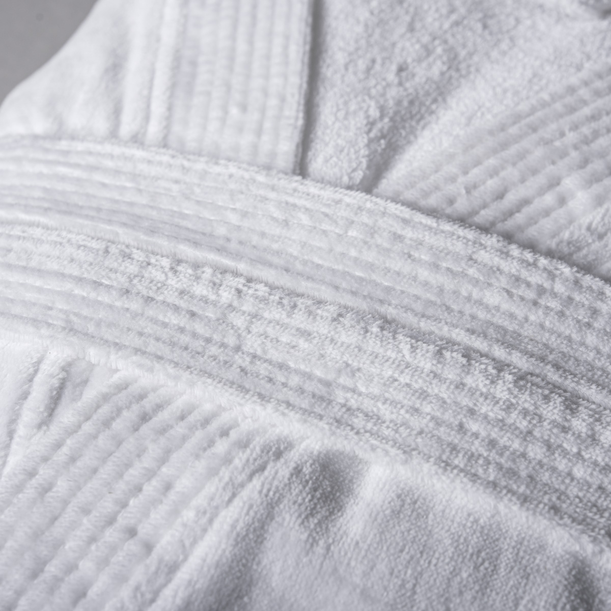 Peignoir hôtel forme kimono