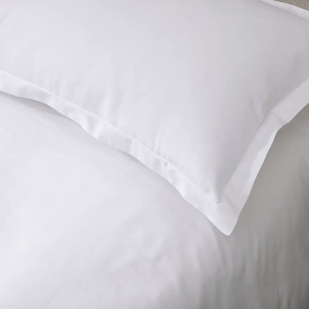 Taie volants piqués Satin Luxe 300