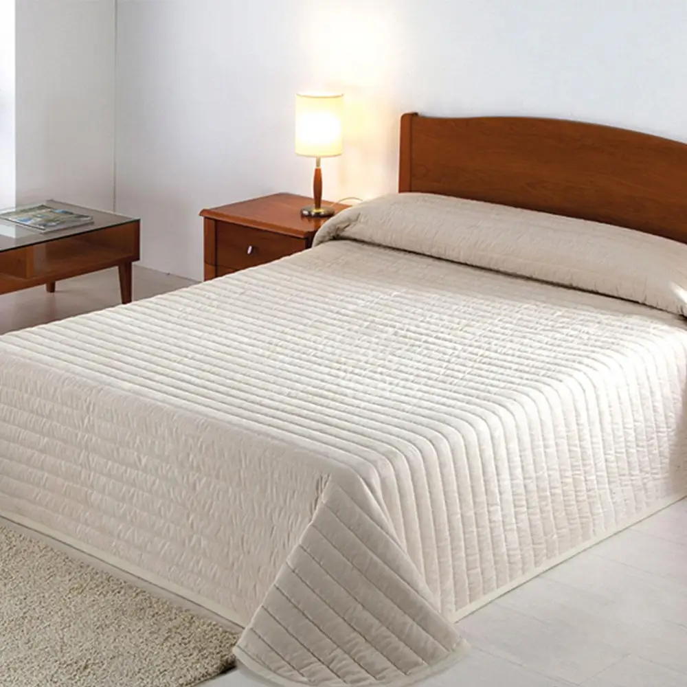 Jeté de lit Tildou matelassé - bordeaux